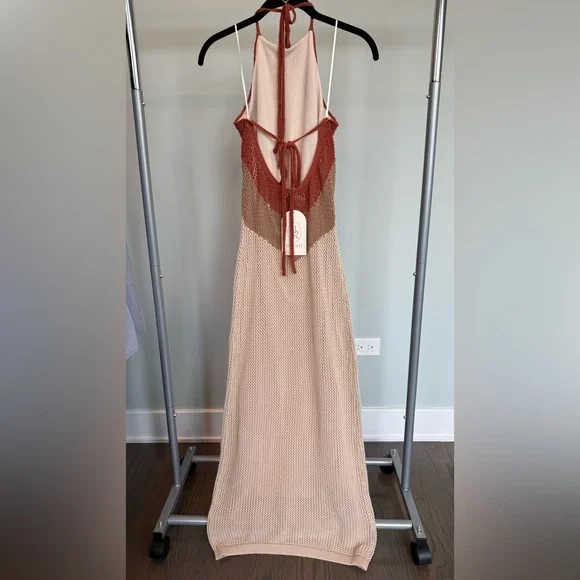 Lulu's Cancun Calling Taupe Multi Crochet Halter Midi Sweater Dress Small NWT - Picture 8 of 10